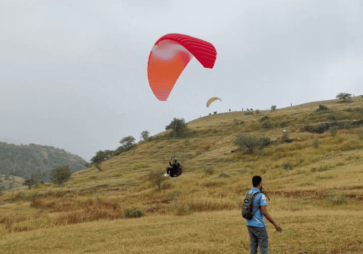APPI certified Paragliding Mantra Instructor preparing gear